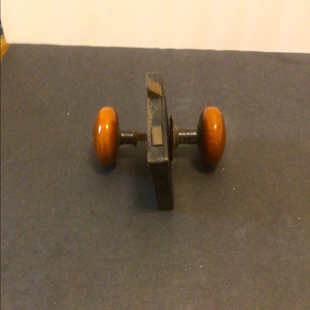 1800’s Doorknob and lock set